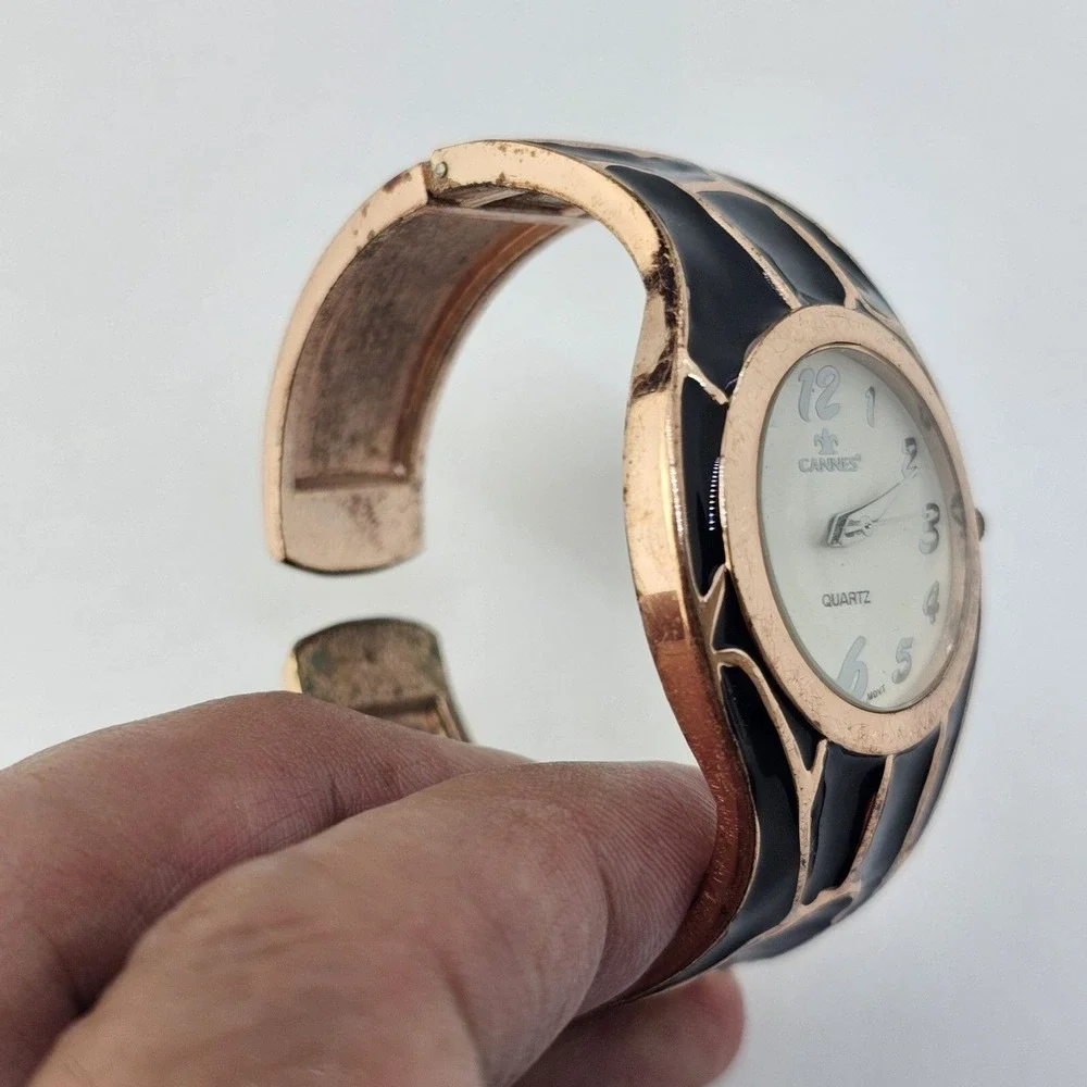 Cannes Watch Women 35M White Dial‎ Black Gold Hinged Cuff 5.25